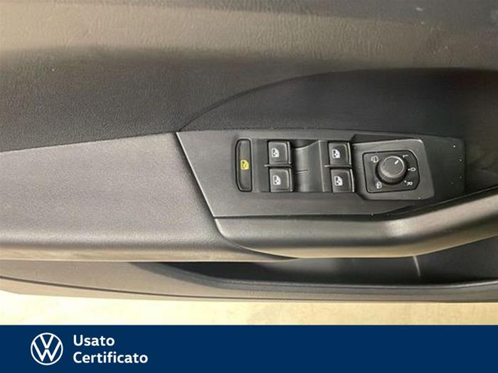 AutoVega - VOLKSWAGEN T-Cross | ID 39748