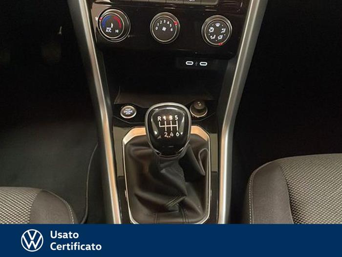 AutoVega - VOLKSWAGEN T-Roc | ID 39860