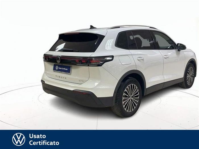 AutoVega - VOLKSWAGEN Tiguan | ID 39863