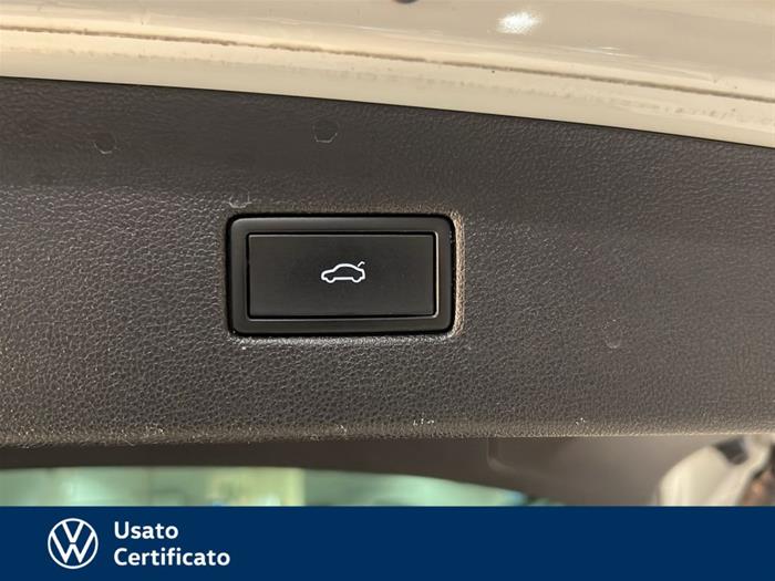 AutoVega - VOLKSWAGEN Tiguan | ID 39866