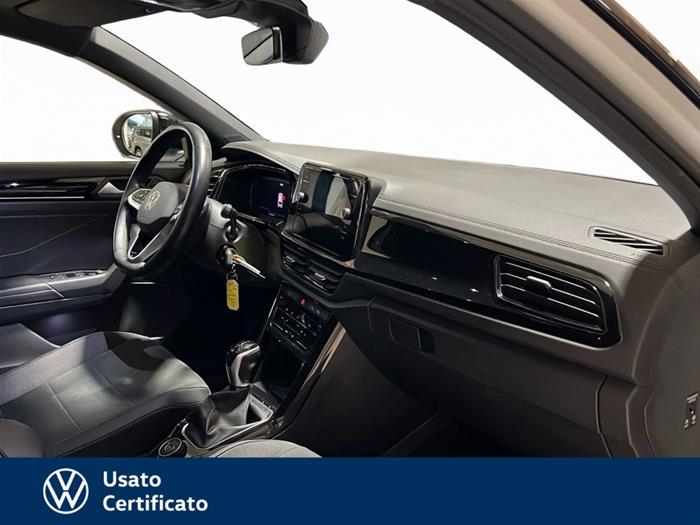 AutoVega - VOLKSWAGEN T-Roc | ID 39938