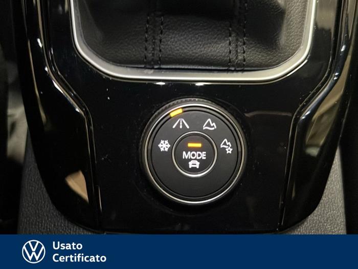 AutoVega - VOLKSWAGEN T-Roc | ID 39938