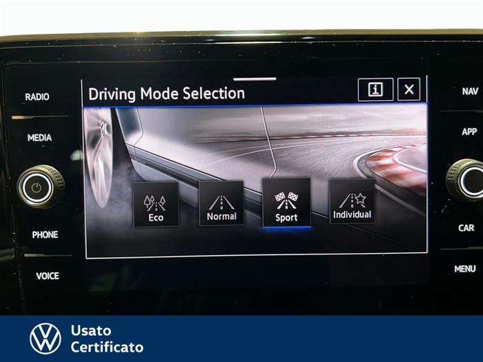 AutoVega - VOLKSWAGEN T-Roc | ID 39938