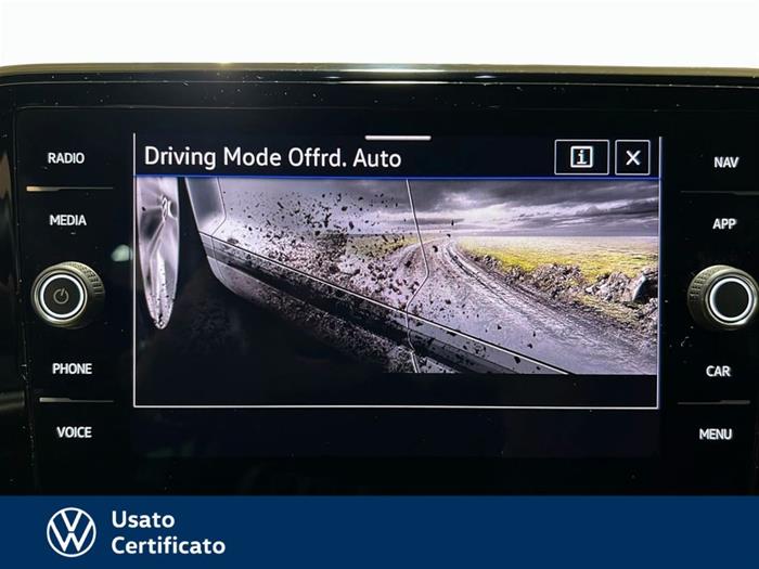 AutoVega - VOLKSWAGEN T-Roc | ID 39938