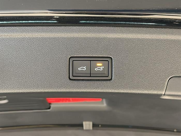 AutoVega - VOLKSWAGEN Touareg | ID 40063