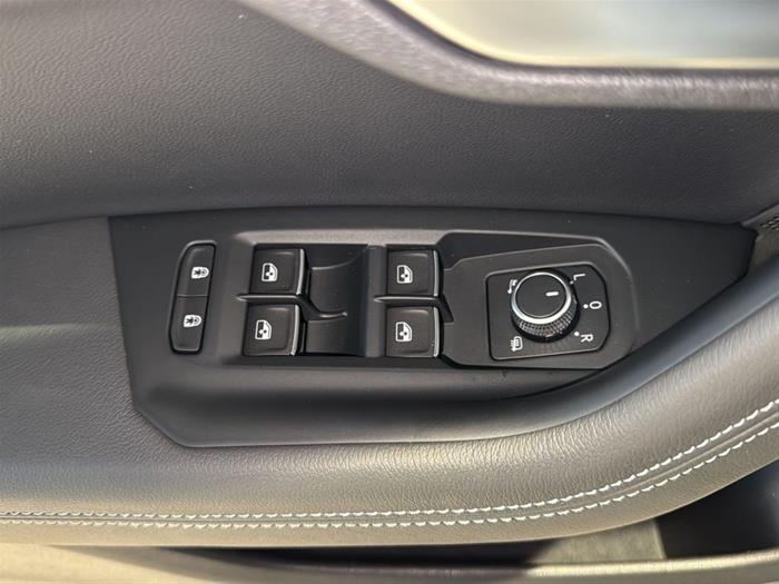 AutoVega - VOLKSWAGEN Touareg | ID 40063