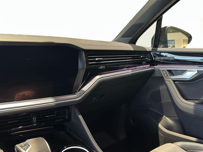 AutoVega - VOLKSWAGEN Touareg | ID 40063