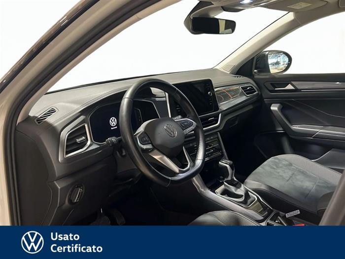 AutoVega - VOLKSWAGEN T-Roc | ID 40097