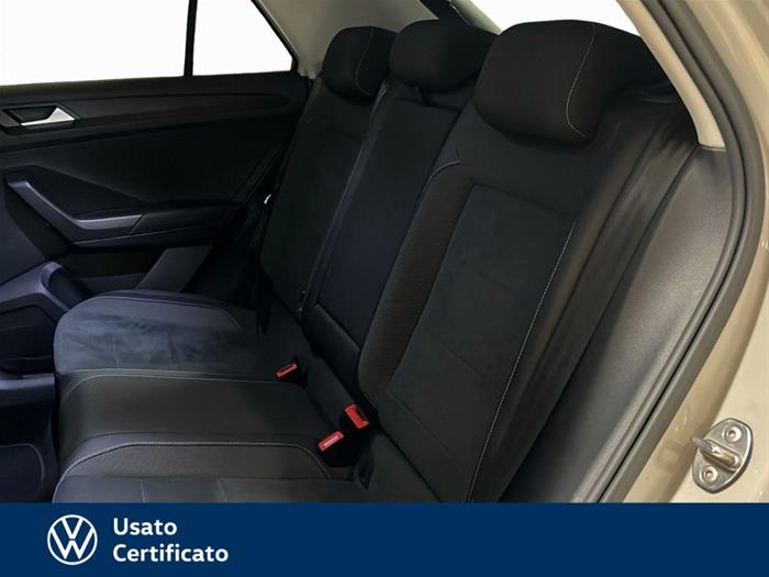 AutoVega - VOLKSWAGEN T-Roc | ID 40097