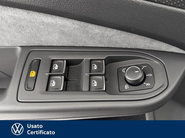 AutoVega - VOLKSWAGEN Golf | ID 40098