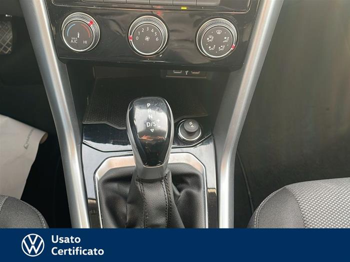 AutoVega - VOLKSWAGEN T-Roc | ID 40099