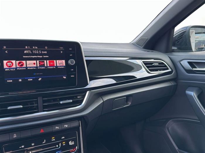 AutoVega - VOLKSWAGEN T-Roc | ID 40111