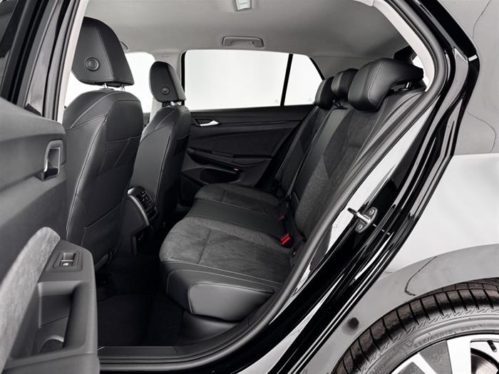 AutoVega - VOLKSWAGEN Golf | ID 40113