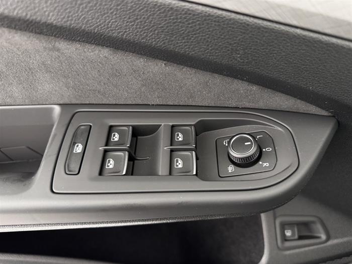 AutoVega - VOLKSWAGEN Golf | ID 40113