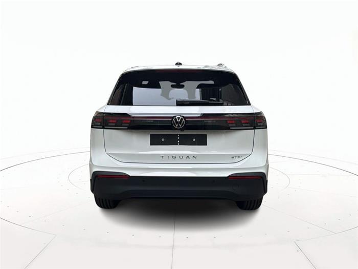 AutoVega - VOLKSWAGEN Tiguan | ID 40114