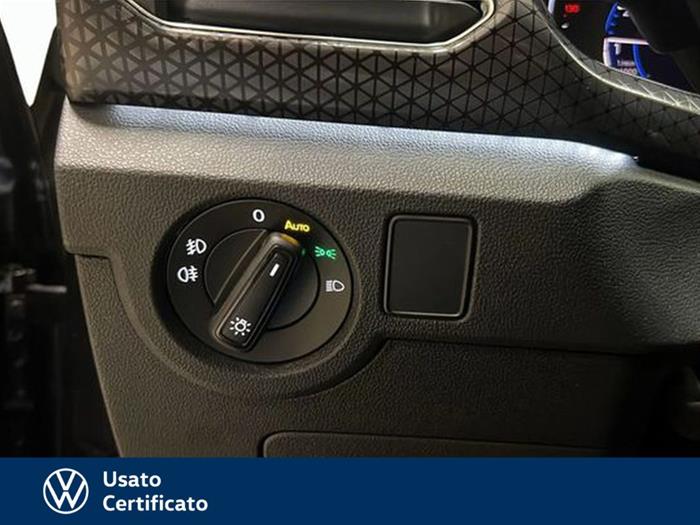 AutoVega - VOLKSWAGEN T-Cross | ID 40117