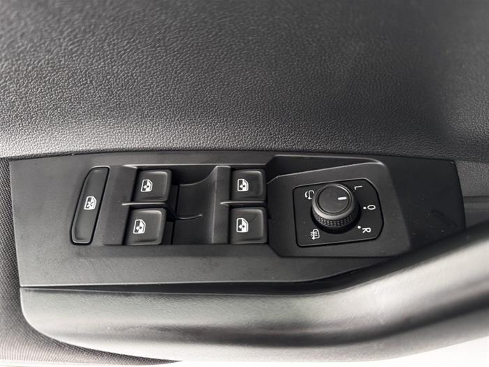 AutoVega - VOLKSWAGEN Polo | ID 40137