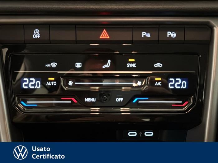 AutoVega - VOLKSWAGEN T-Roc | ID 40170