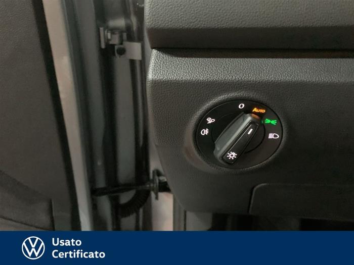 AutoVega - VOLKSWAGEN T-Roc | ID 40171