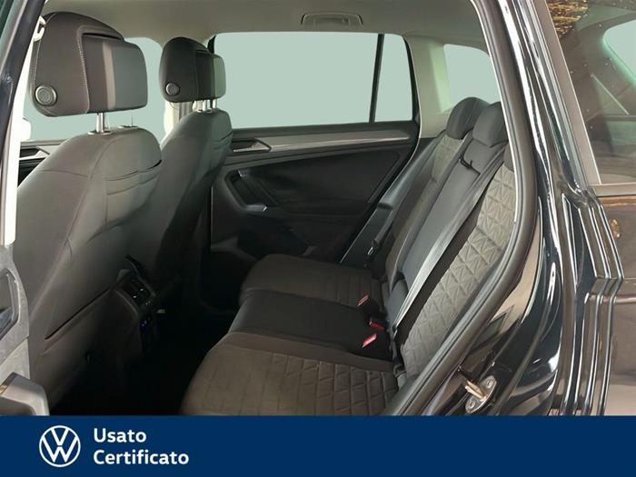 AutoVega - VOLKSWAGEN Tiguan | ID 40179