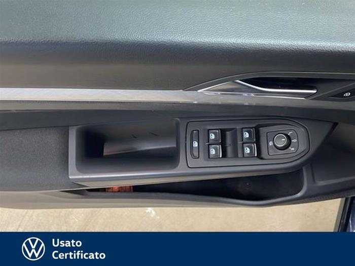 AutoVega - VOLKSWAGEN Golf Variant | ID 40188