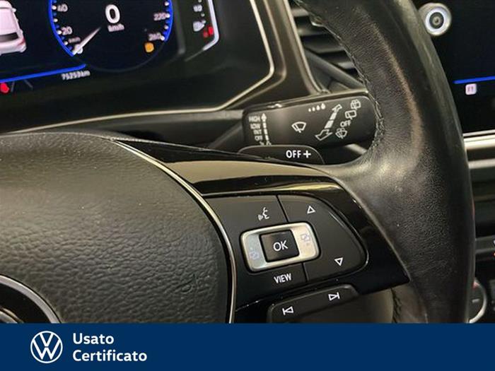 AutoVega - VOLKSWAGEN T-Roc | ID 40196