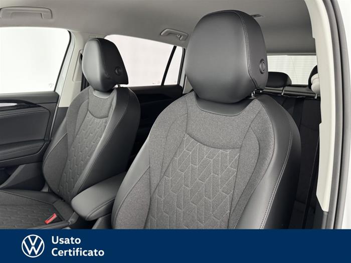 AutoVega - VOLKSWAGEN Tiguan | ID 40228