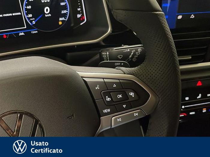 AutoVega - VOLKSWAGEN T-Roc | ID 40258