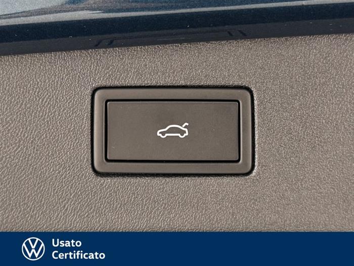 AutoVega - VOLKSWAGEN Tiguan | ID 40263