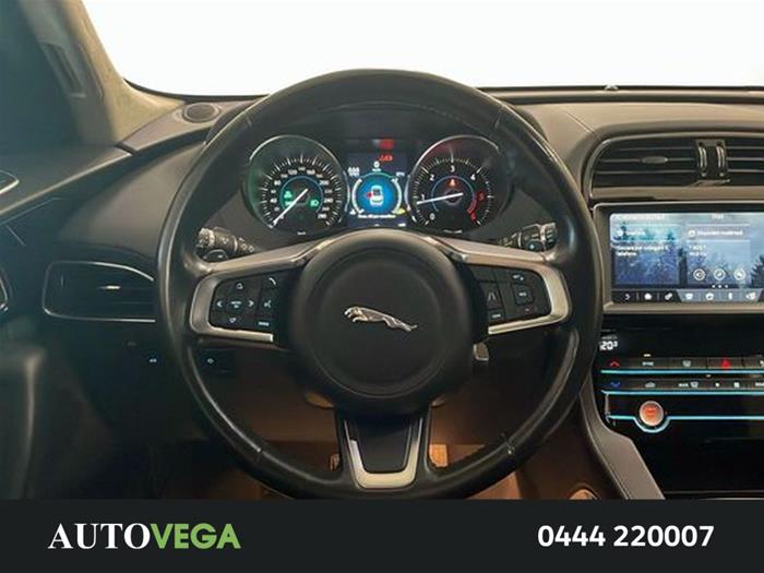 AutoVega - JAGUAR F-Pace | ID 40354