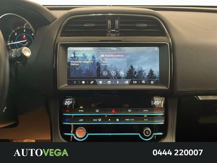 AutoVega - JAGUAR F-Pace | ID 40354