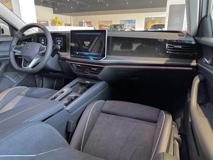 AutoVega - VOLKSWAGEN Passat | ID 40701