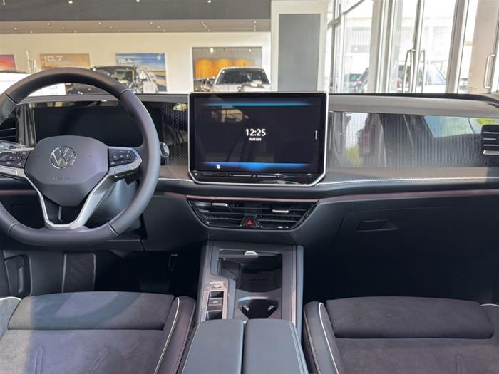 AutoVega - VOLKSWAGEN Passat | ID 40701