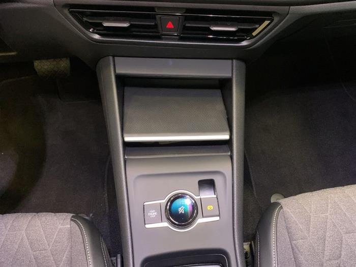 AutoVega - VOLKSWAGEN Tiguan | ID 40698