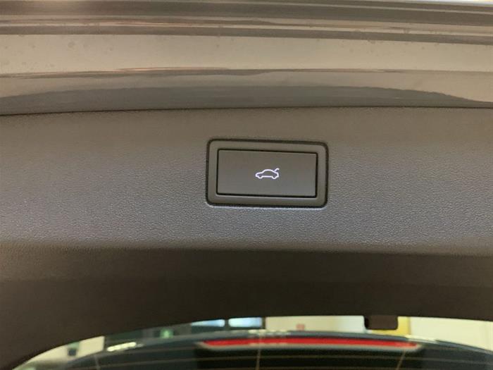 AutoVega - VOLKSWAGEN Tiguan | ID 40698