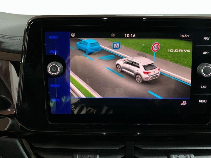 AutoVega - VOLKSWAGEN T-Roc | ID 40703