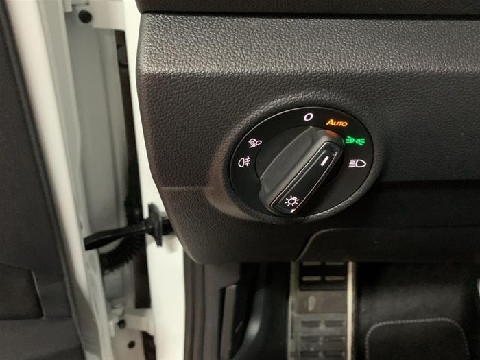 AutoVega - VOLKSWAGEN T-Roc | ID 40703