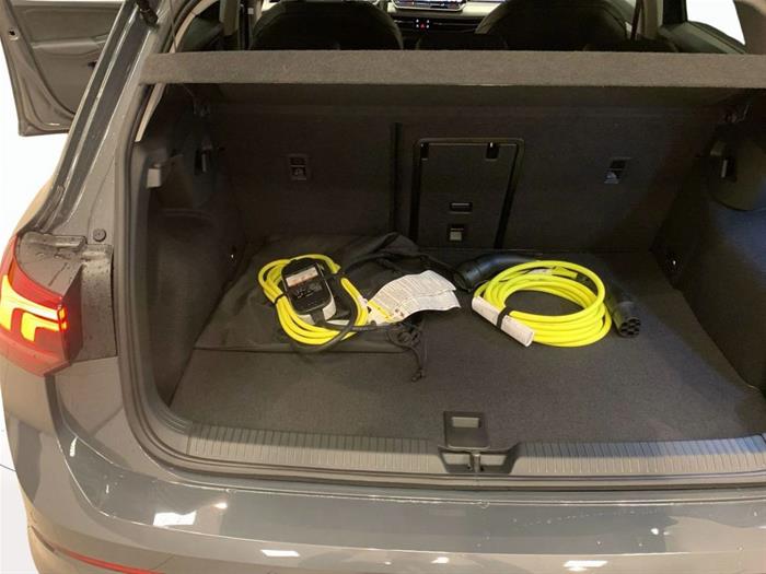 AutoVega - VOLKSWAGEN Golf | ID 40697