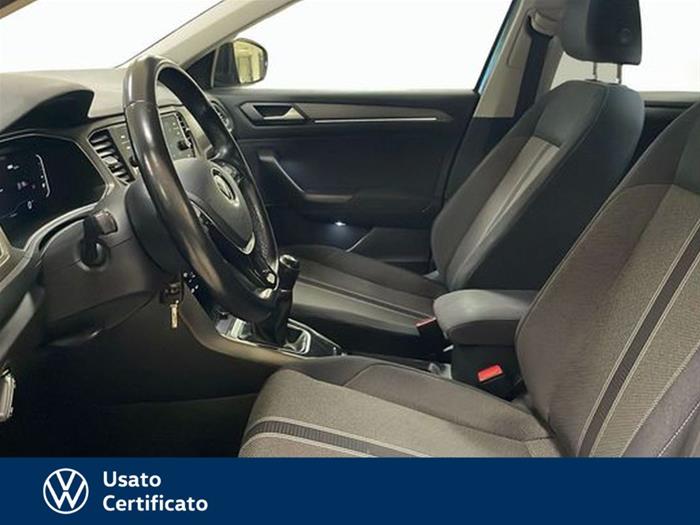 AutoVega - VOLKSWAGEN T-Roc | ID 40705