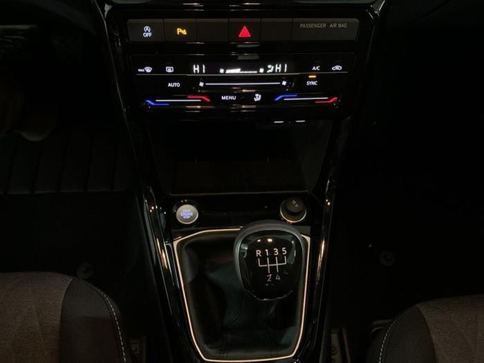 AutoVega - VOLKSWAGEN T-Cross | ID 40720