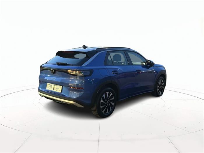 AutoVega - VOLKSWAGEN T-Roc | ID 40699