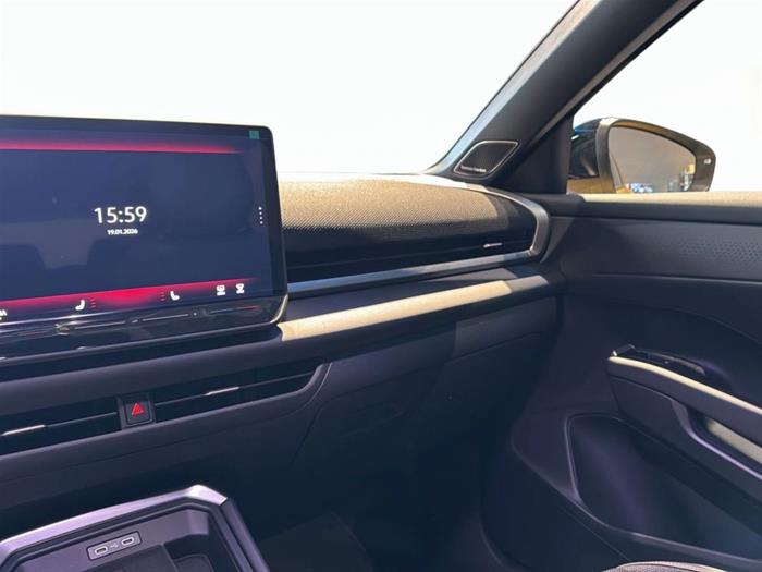 AutoVega - VOLKSWAGEN T-Roc | ID 40700