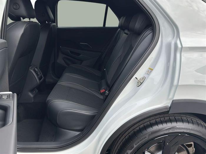 AutoVega - VOLKSWAGEN T-Roc | ID 40724