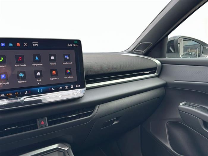 AutoVega - VOLKSWAGEN T-Roc | ID 40724