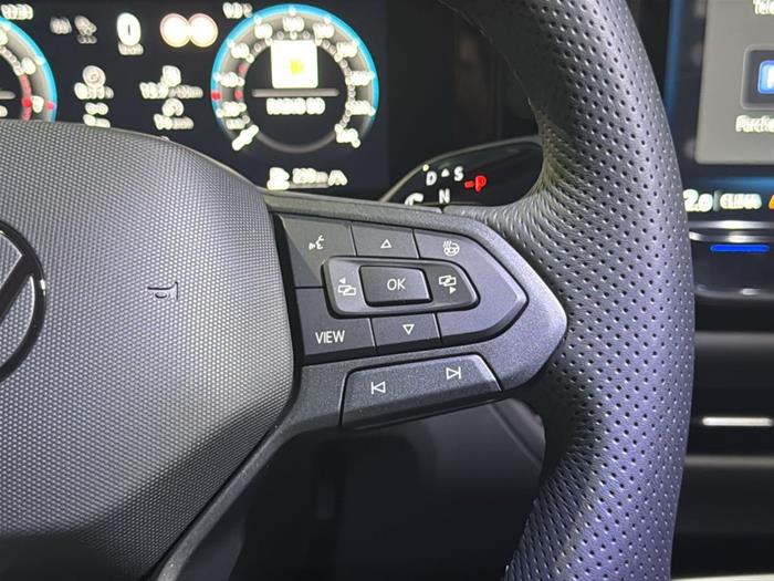 AutoVega - VOLKSWAGEN T-Roc | ID 40723