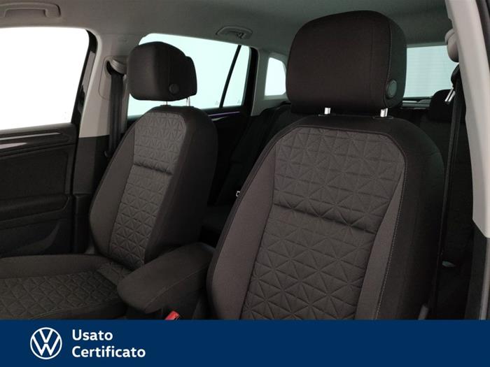 AutoVega - VOLKSWAGEN Tiguan | ID 40735