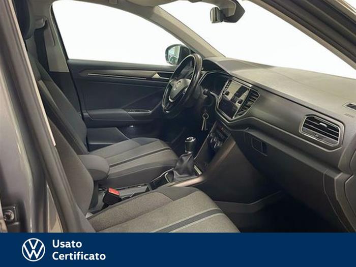 AutoVega - VOLKSWAGEN T-Roc | ID 40738