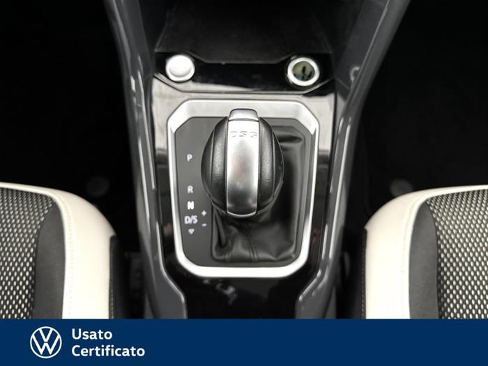AutoVega - VOLKSWAGEN T-Roc | ID 40795
