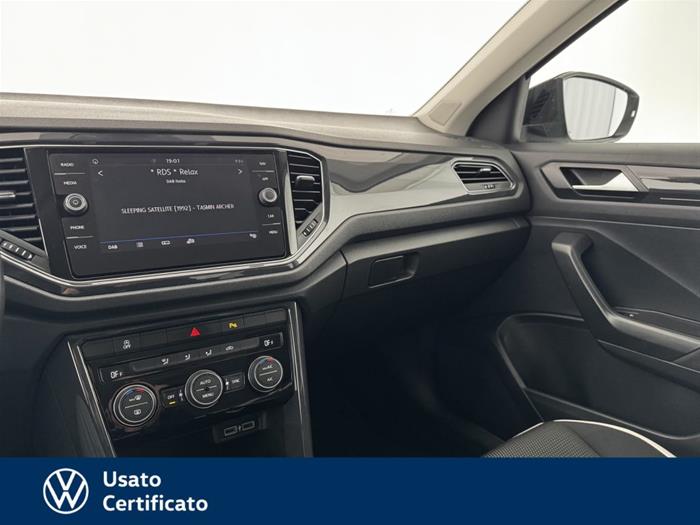 AutoVega - VOLKSWAGEN T-Roc | ID 40795
