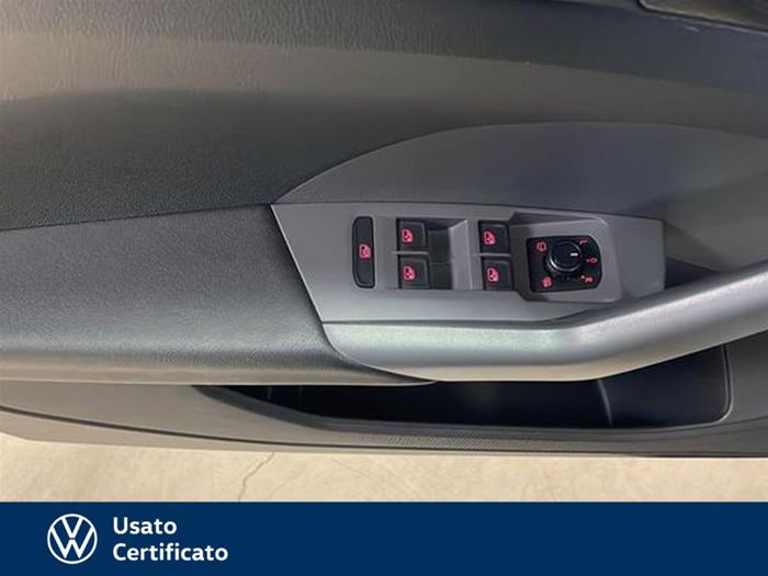 AutoVega - VOLKSWAGEN T-Cross | ID 40797